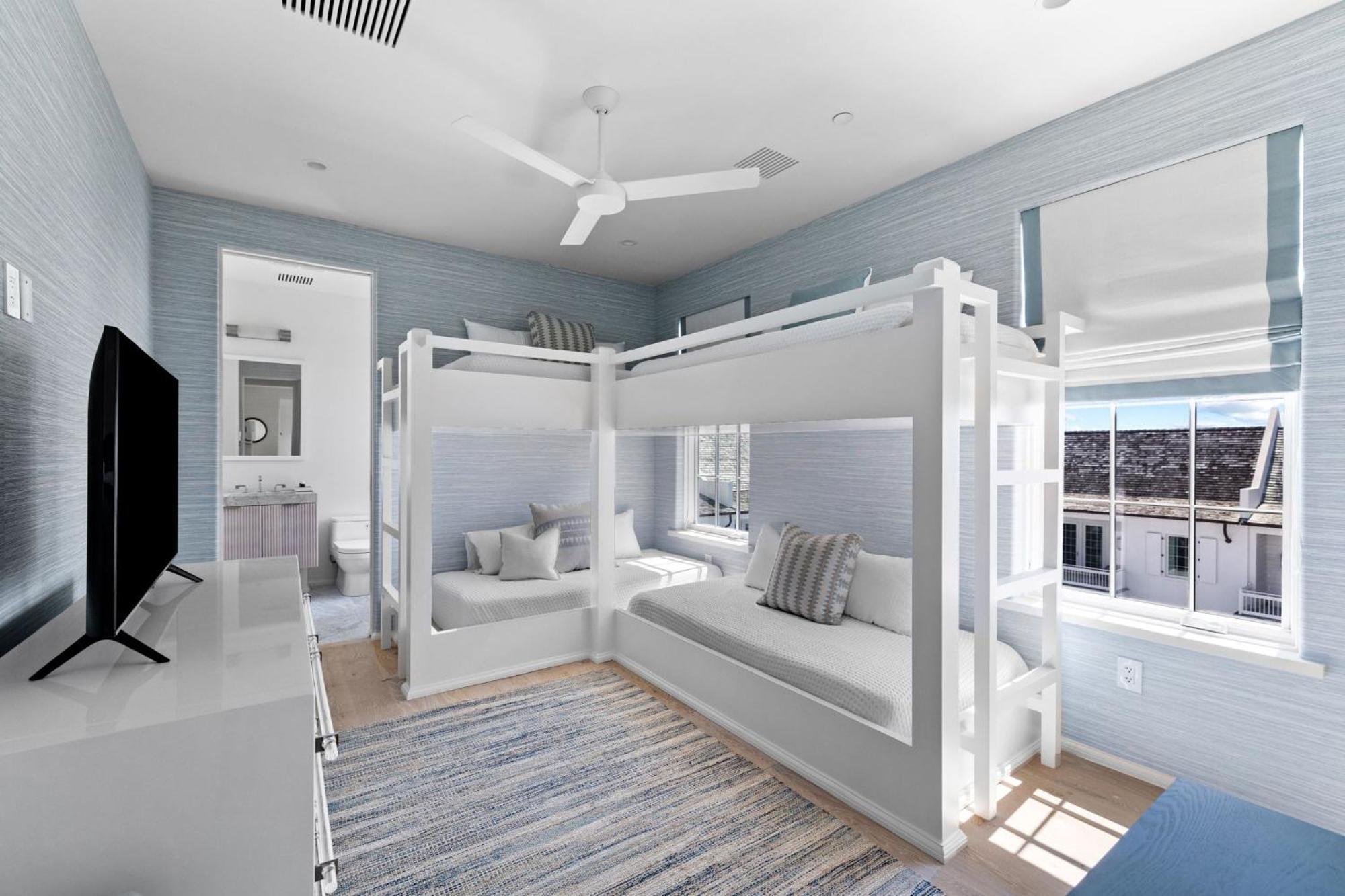 Kaiya Beach Resort Inlet Beach Стая снимка